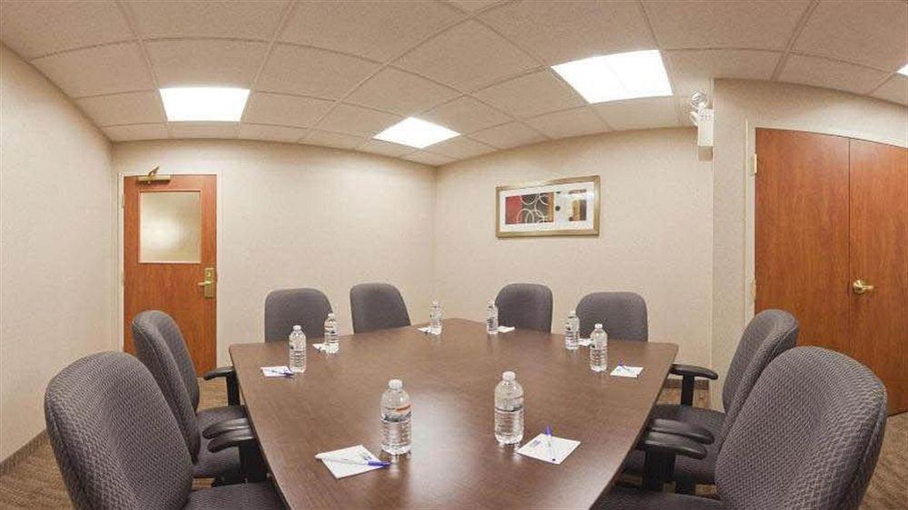 Spark By Hilton Guelph Ngoại thất bức ảnh